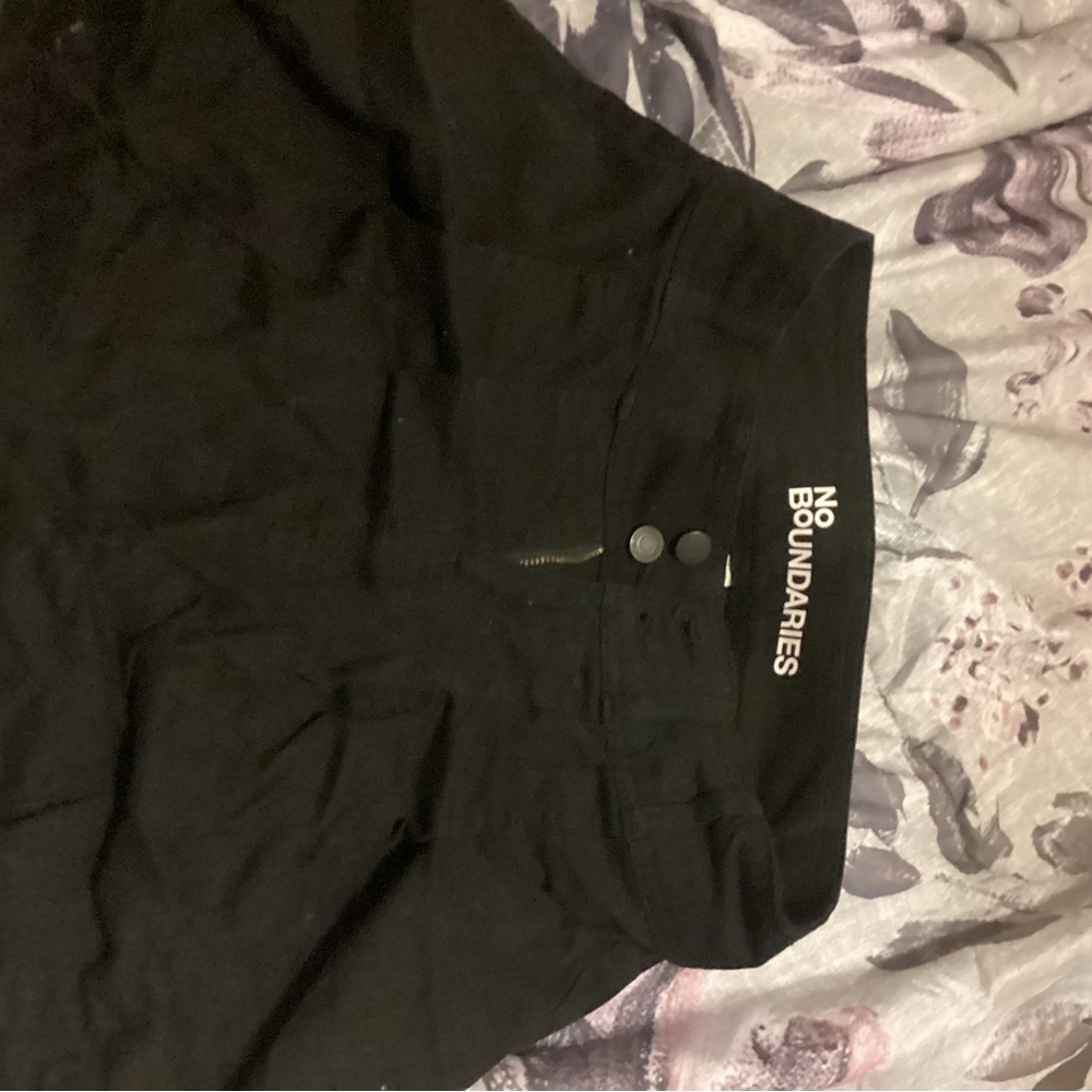 No Boundaries Classic Black Apparel